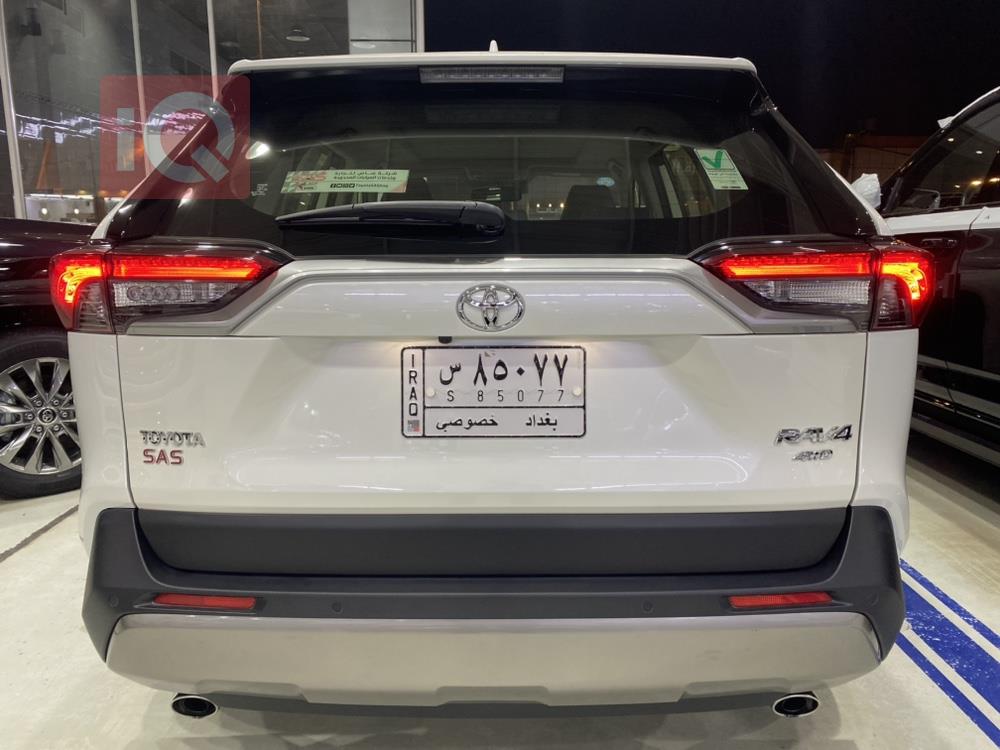 تويوتا راف 4